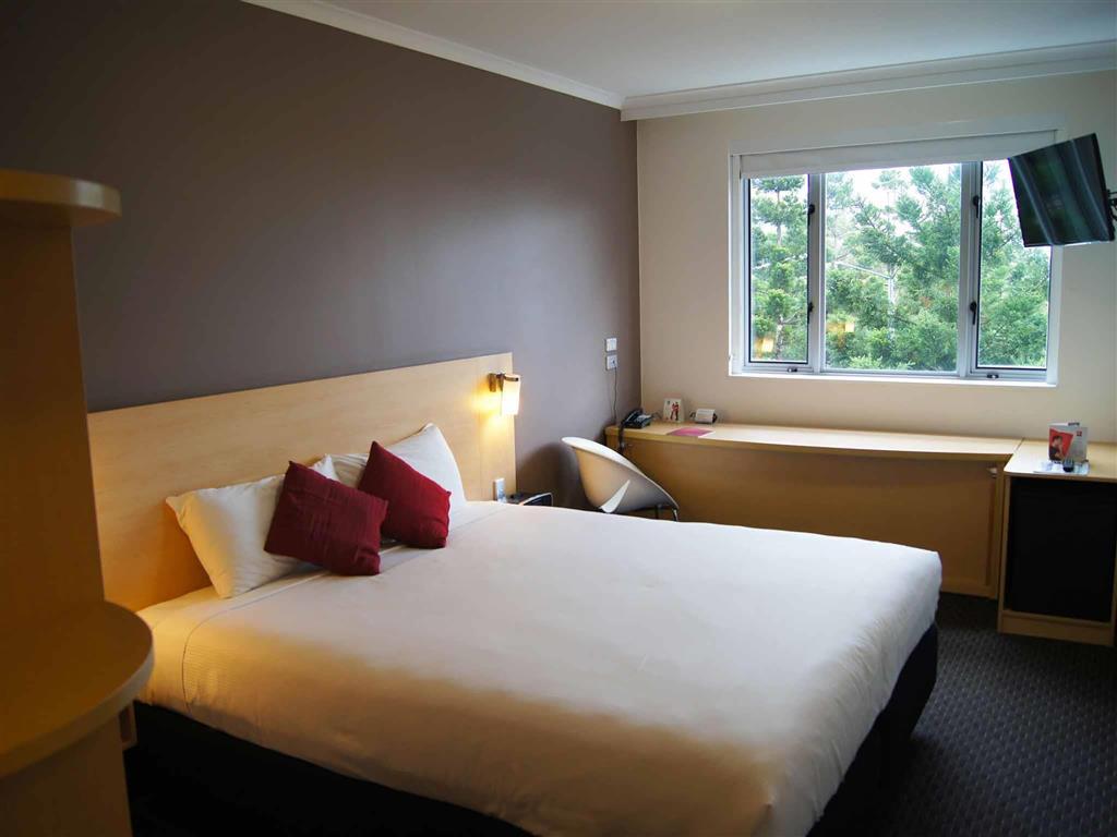 Ibis Sydney Olympic Park Hotel Екстериор снимка