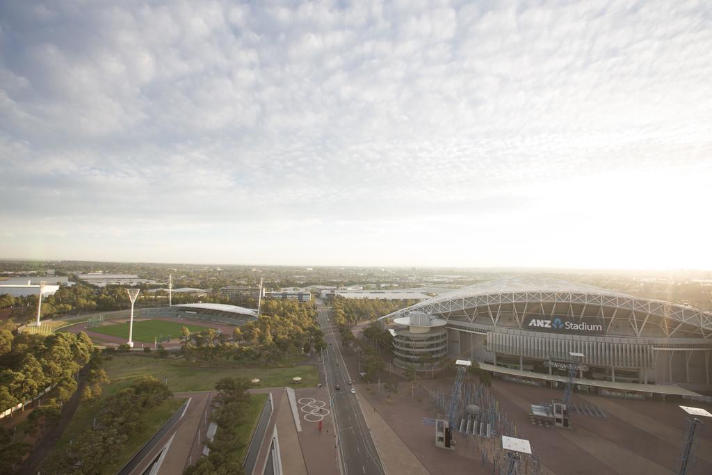 Ibis Sydney Olympic Park Hotel Екстериор снимка