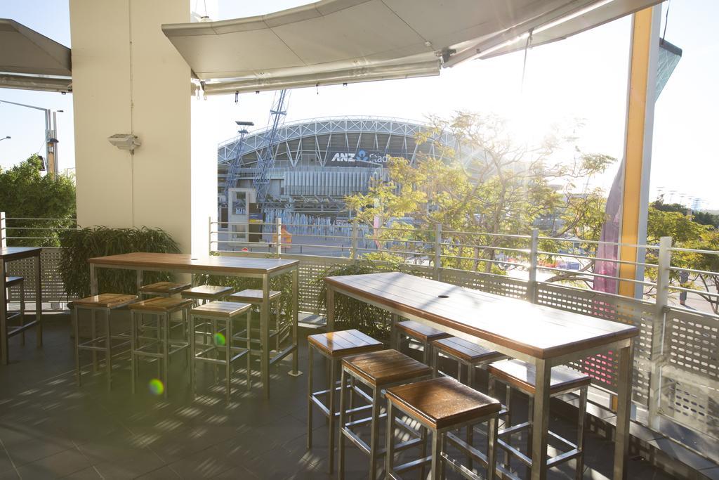 Ibis Sydney Olympic Park Hotel Екстериор снимка