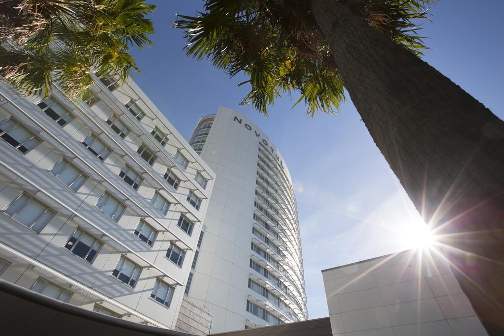 Ibis Sydney Olympic Park Hotel Екстериор снимка