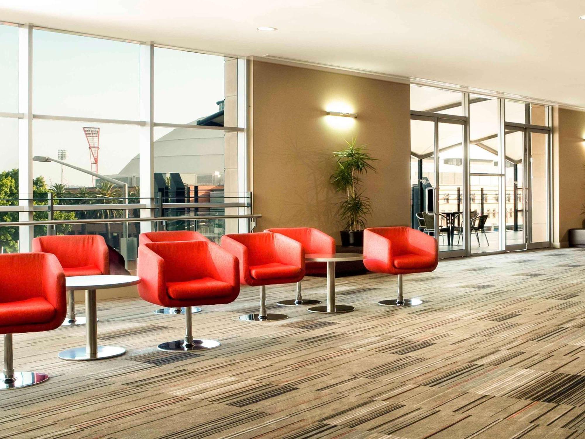 Ibis Sydney Olympic Park Hotel Екстериор снимка