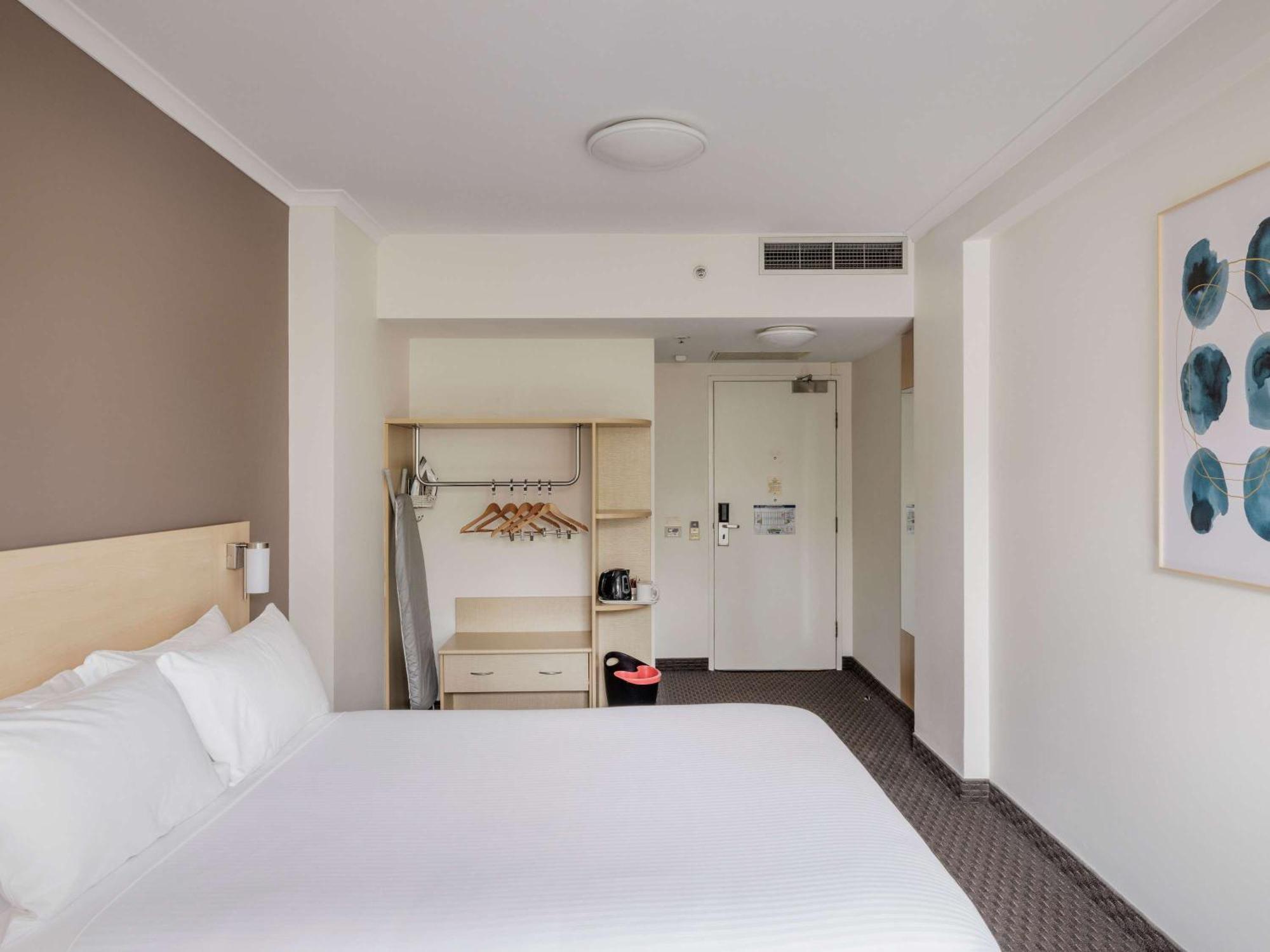 Ibis Sydney Olympic Park Hotel Екстериор снимка