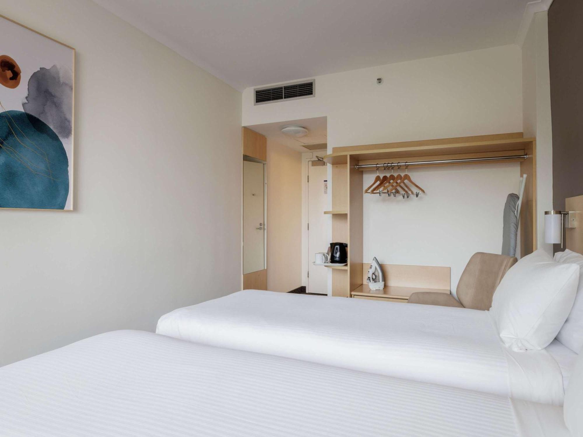 Ibis Sydney Olympic Park Hotel Екстериор снимка