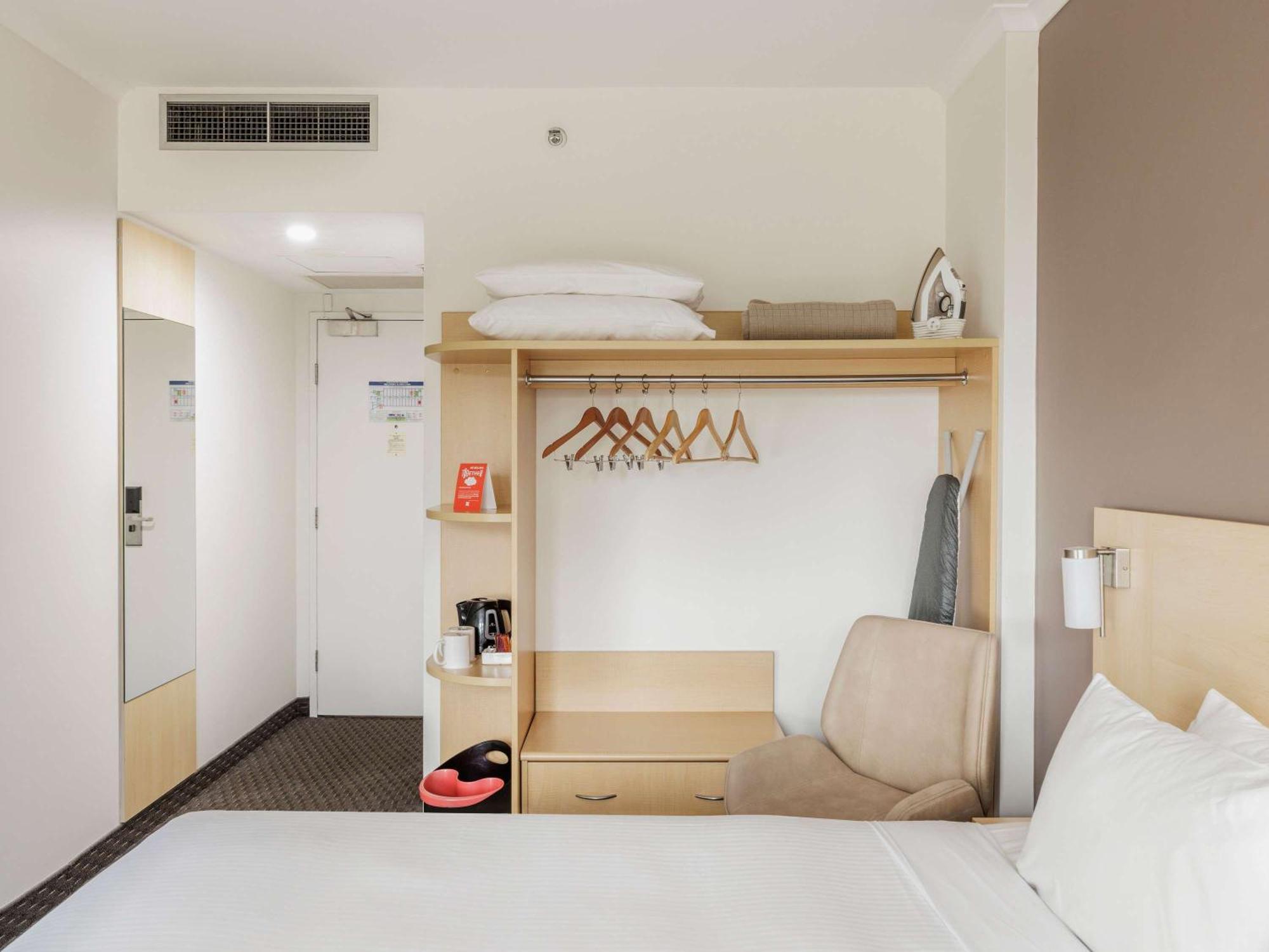 Ibis Sydney Olympic Park Hotel Екстериор снимка
